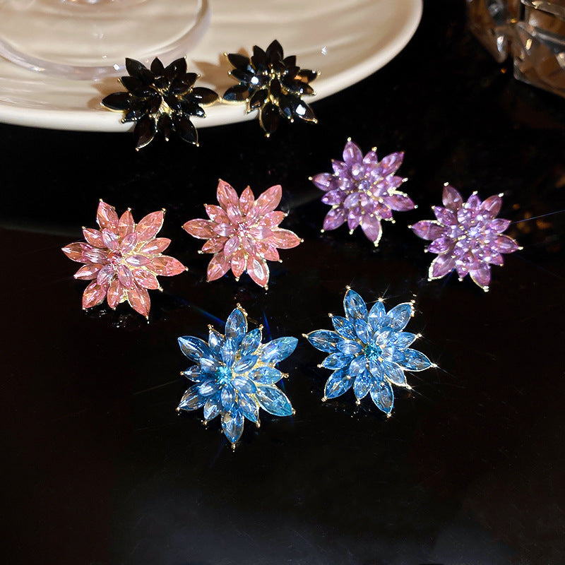 Three-dimensional Flower Earrings