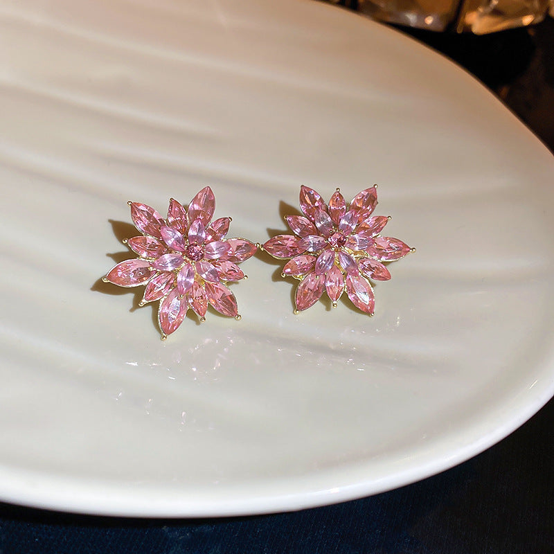 Three-dimensional Flower Earrings