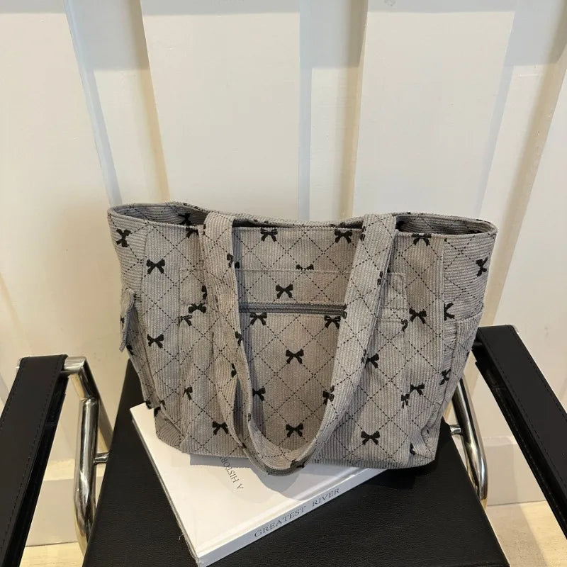 Bow Pattern Commuting Bag