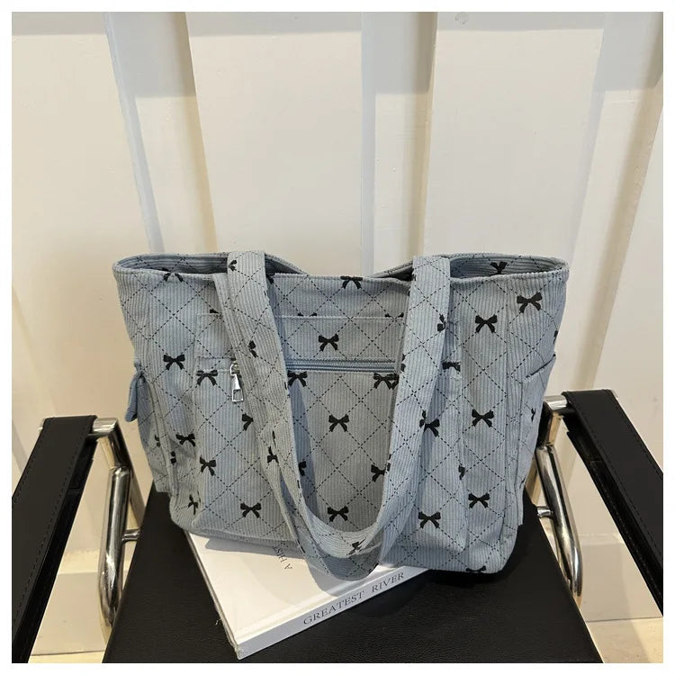 Bow Pattern Commuting Bag