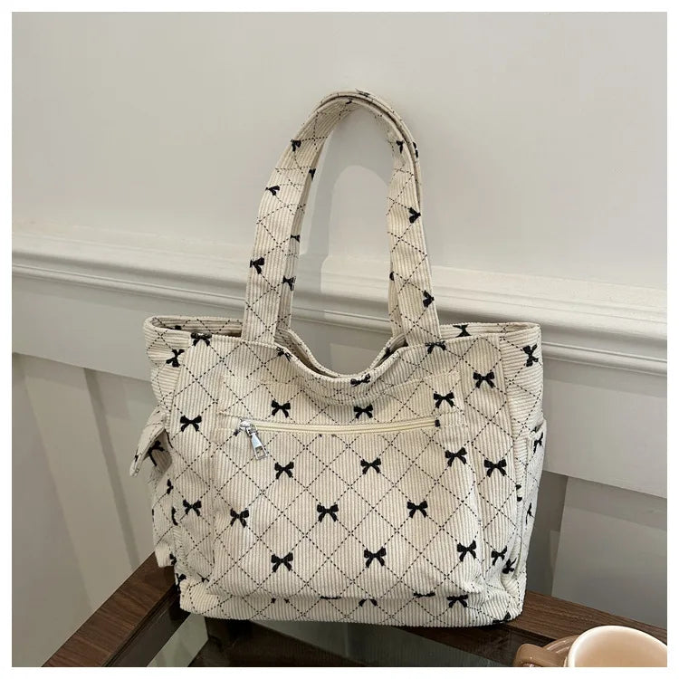 Bow Pattern Commuting Bag