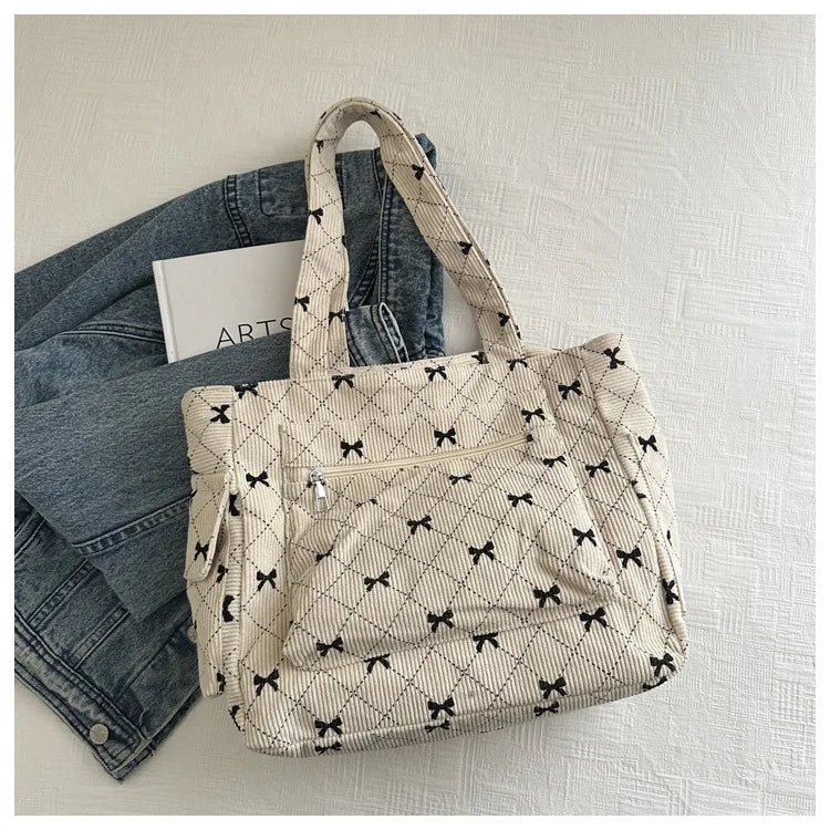 Bow Pattern Commuting Bag