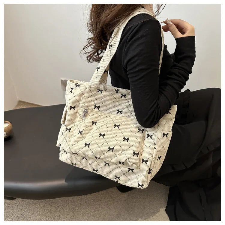 Bow Pattern Commuting Bag