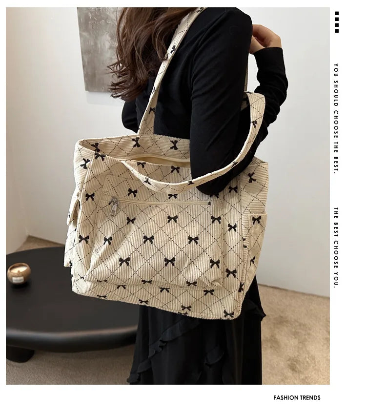 Bow Pattern Commuting Bag
