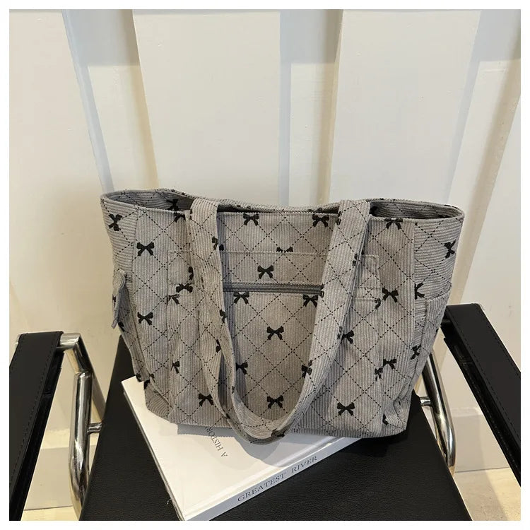 Bow Pattern Commuting Bag