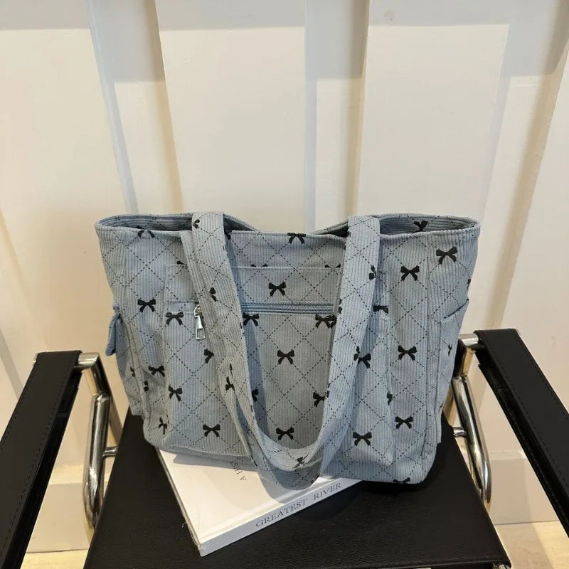 Bow Pattern Commuting Bag