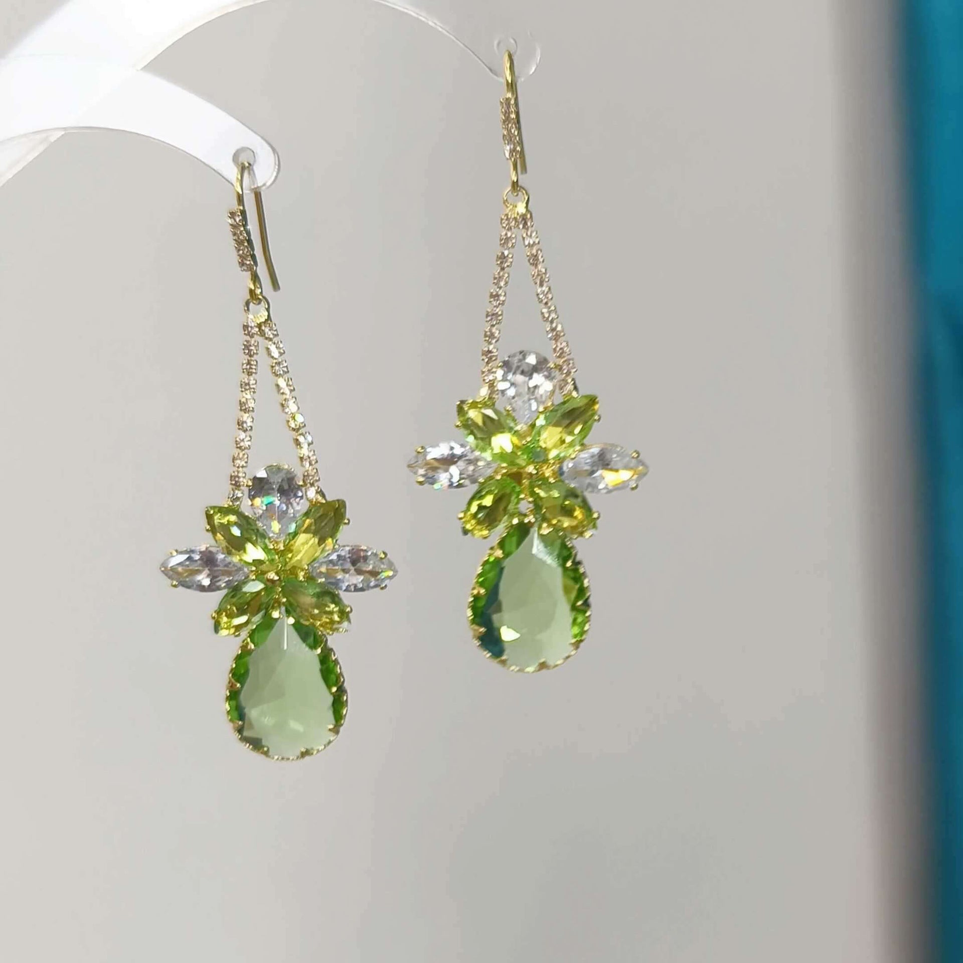Simple Temperament Eardrops Light Luxury High-grade Earrings For Women
