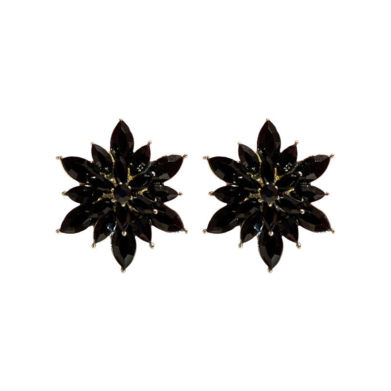 Three-dimensional Flower Earrings