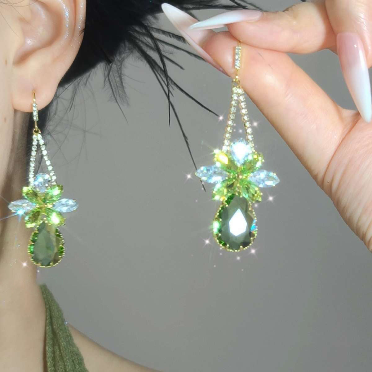 Simple Temperament Eardrops Light Luxury High-grade Earrings For Women